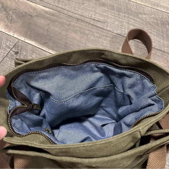 Zede Canvas Crossbody - Picture 8 of 9